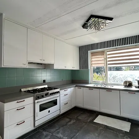 Charming House 別荘