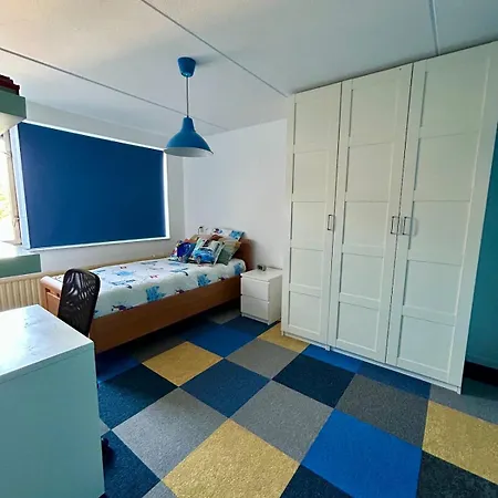 Charming House Vakantiehuis Oudenbosch